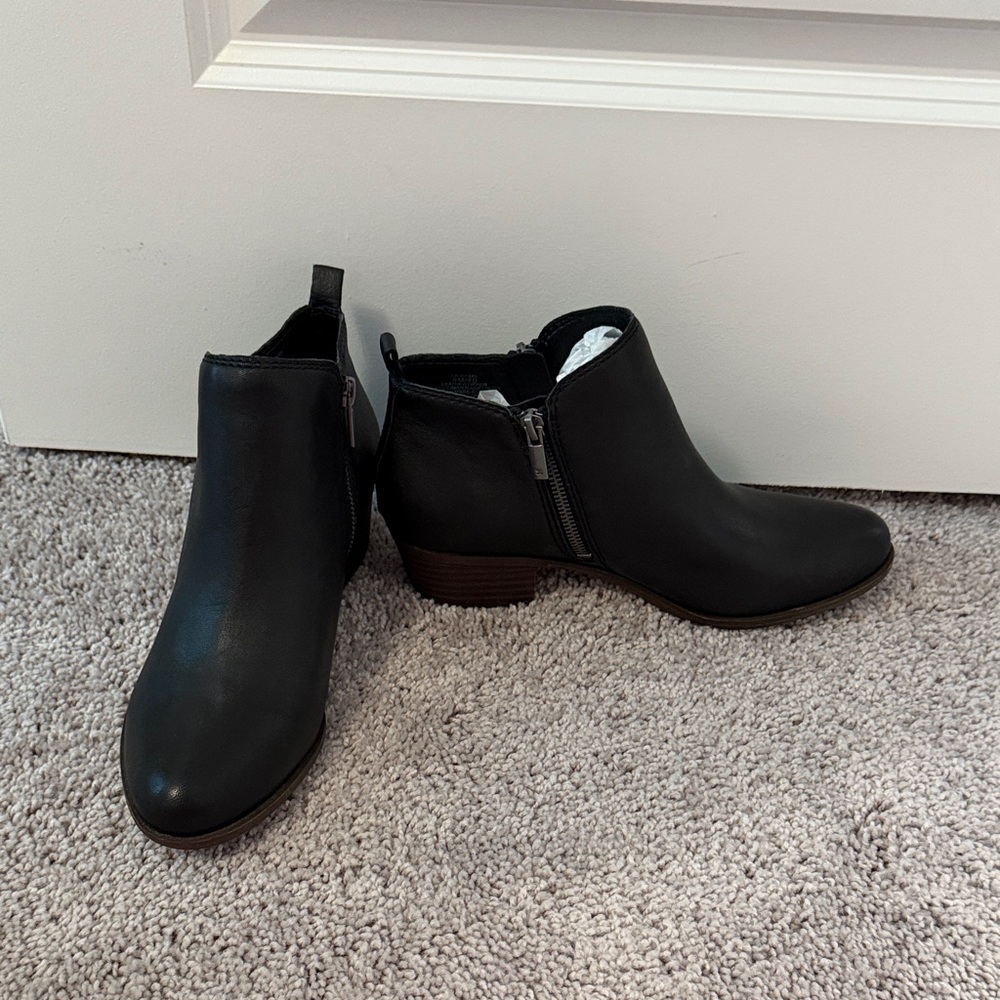 Lucky Brand Black Leather Side-Zip Ankle Booties